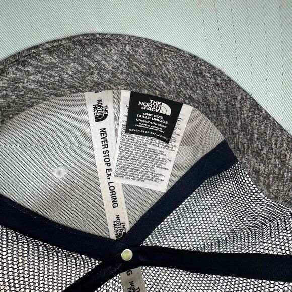 The North Face Embroidered Bear Mudder Trucker Skylight Blue Unisex One Size - Picture 7 of 7